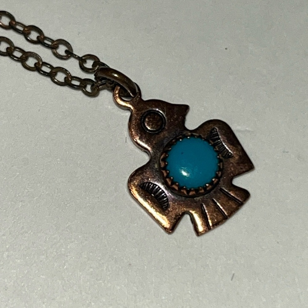 Vintage Petite Turquoise Copper Thunderbird Necklace & Coordinating Accessories - Picture 4 of 13